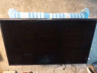 TV Samsung 43 Negra