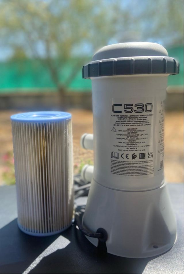 Depuradora Intex C530 con filtro y mangueras