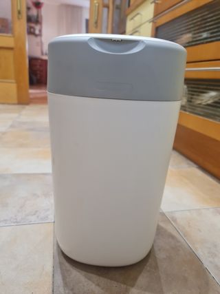 Contenedor de pañales Tommee Tippee