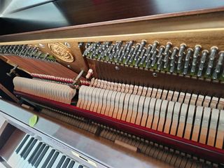 Piano C. Bechstein Nogal Satinado 1972/73