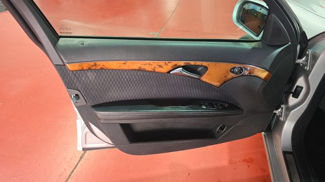 Mercedes-Benz Clase E 2003