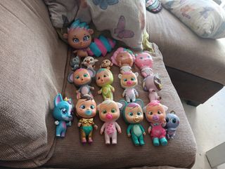 Lote de Bebés Llorones y Mini Bellies