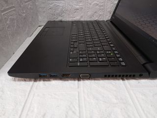 Portatil Toshiba Satellite Pro R5 (1738)