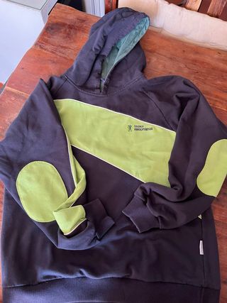 Sudadera Colegio Luis Amigó, talla 20