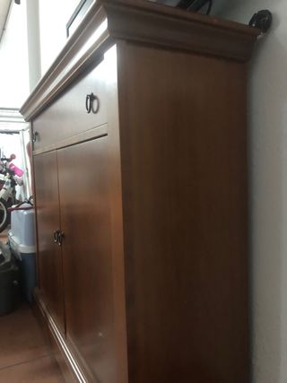 Mueble auxiliar de madera