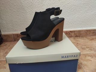 Zapatos de tacón Marypaz negros