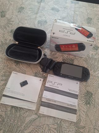 PSP Street E1004 CB Negra