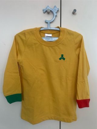 Uniforme Infantil Colegio Montserrat Barcelona.