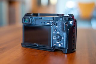 Sony A6400 + Jaula Smallrig