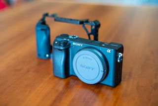 Sony A6400 + Jaula Smallrig