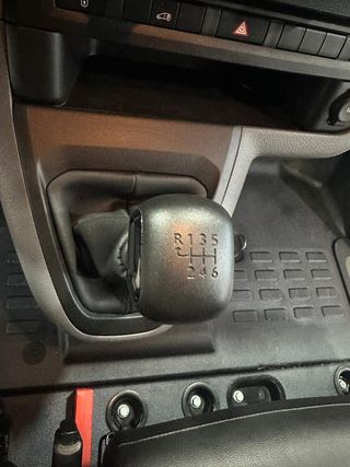 VIVARO 2021 1.5D 100CV
