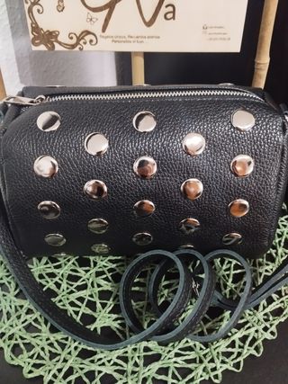 Bolso Piel Negro Tachuelas The Genuine Leather