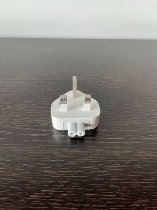 Adaptador UK Blanco