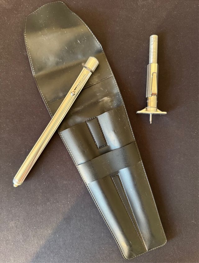 Antiguo equipo mantenimiento neumáticos