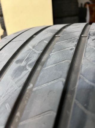 Pirelli 255/45 R18 2024