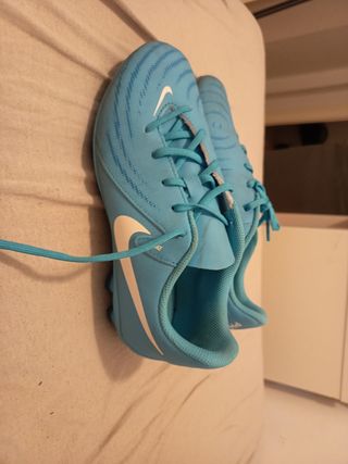 Botas de fútbol Nike azules nuevas