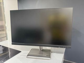 Pantalla Lenovo 27 Plata