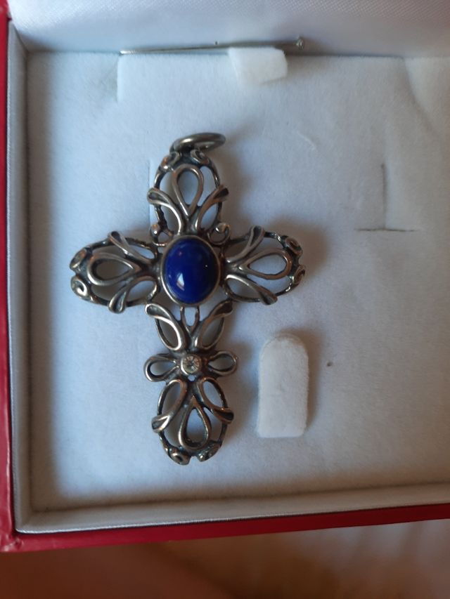 Ciondolo a croce in argento e lapislazzuli