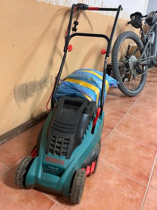 Cortacésped Bosch Rotak 37