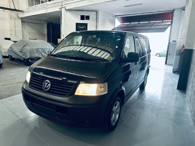 Volkswagen Transporter 1.9  2005