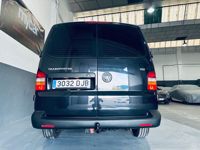 Volkswagen Transporter 1.9  2005