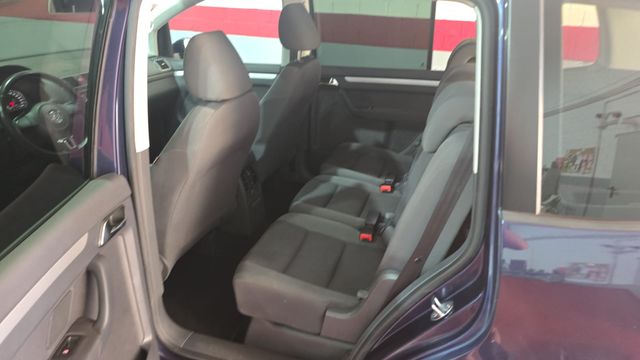 Volkswagen Touran 2013