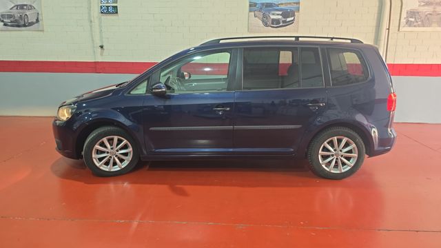 Volkswagen Touran 2013