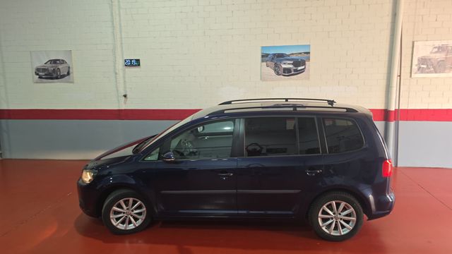 Volkswagen Touran 2013
