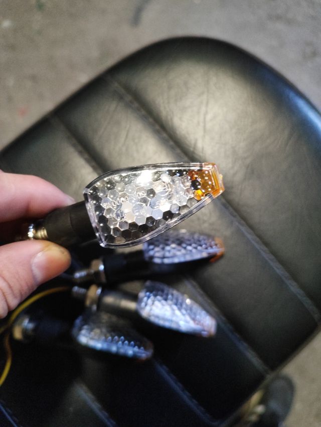 Intermitentes LED universales para moto