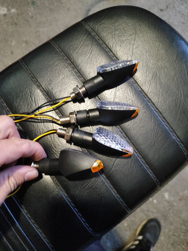 Intermitentes LED universales para moto