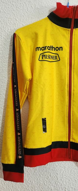 Chaqueta Selección Ecuador Marathon de Mujer ♥️