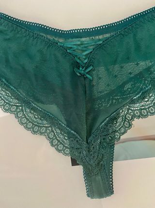 Conjunto lenceria Passionata verde talla 110 C