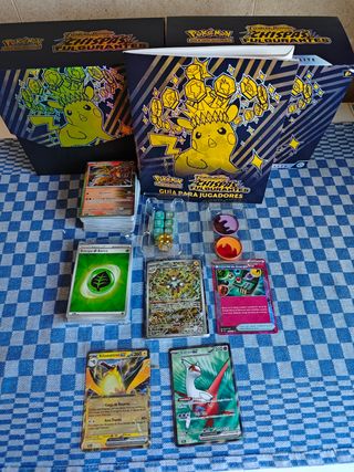 ETB Pokémon Chispas Fulgurantes Español