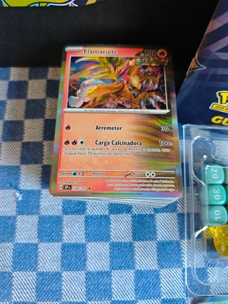 ETB Pokémon Chispas Fulgurantes Español