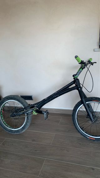 Bici trial crossbow