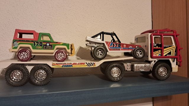 Camión y 2 Coches de Juguete, como nuevos