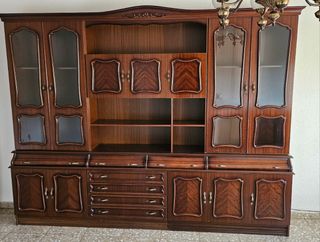 Muebles de salón de madera oscura