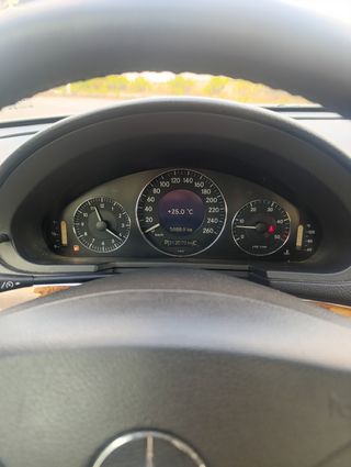 Mercedes-Benz Clase E 2004