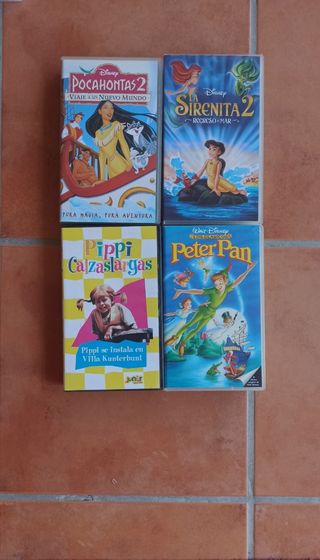 Cintas VHS Disney y Pippi Calzaslargas