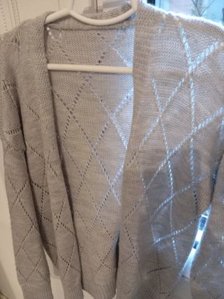 Chaqueta de punto gris
