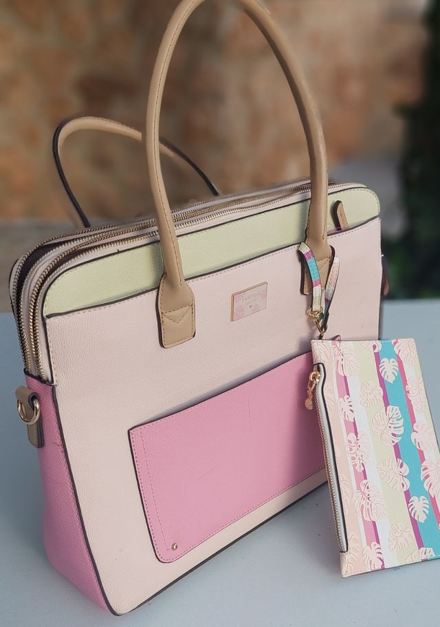 Maletín tonos pastel beige y rosa
