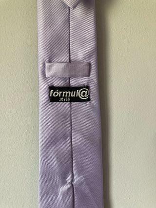 Corbata Lila Fórmula Joven