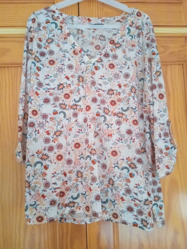 Camiseta estampada flores mangas 3/4