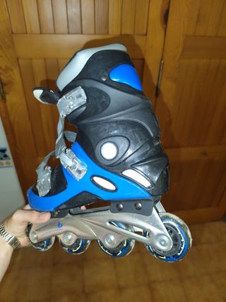 Patines en línea talla 39 + rodilleras talla M