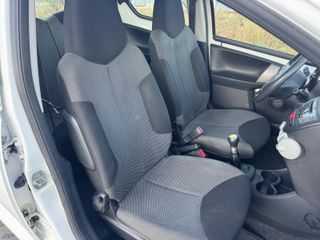 Toyota Aygo 2012 112€/mes