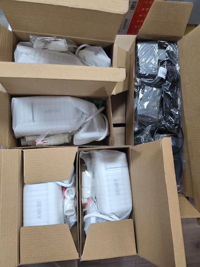 REIGY 3MP Kit Camara de Vigilancia WiFi#230001