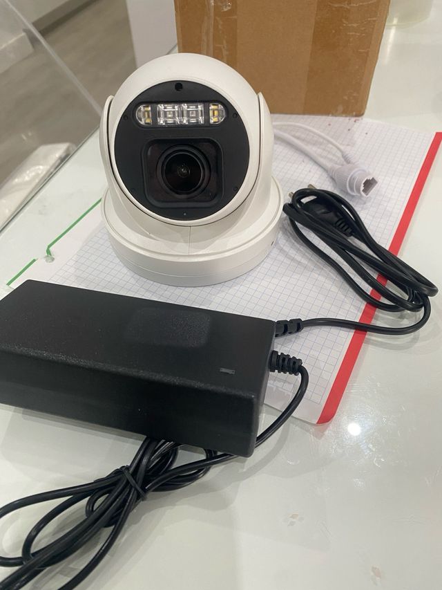 Cámara Vigilancia PTZ IP POE