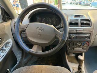 Hyundai Accent 2002