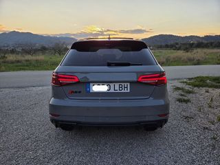 Audi A3 RS 3 2.5 TFSI quattro S tronic Sedan