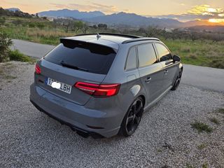 Audi A3 RS 3 2.5 TFSI quattro S tronic Sedan